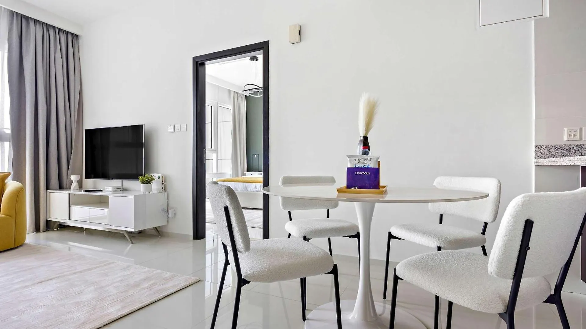 Silkhaus New 1 Bdr Al Fay Park Nearby Apartamento Abu Dhabi Emirados Árabes Unidos